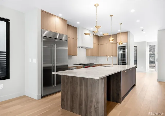 Photo 3 of Single family home for sale at 407 Madison St, Denver, CO 80206 | MLS# 9346912 | Listing updated on 2026-09-27