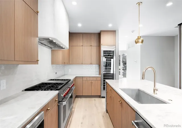 Photo 3 of Single family home for sale at 407 Madison St, Denver, CO 80206 | MLS# 9346912 | Listing updated on 2026-09-27