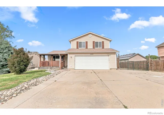 Photo 1 of Single family home for sale at 3905 Dove Ln, Evans, CO 80620 | MLS# IR1068530 | Listing updated on 2026-10-08