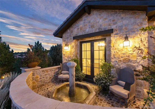 Photo 3 of Mansion for sale at 7952 Dante Dr, Littleton, CO 80125 | MLS# 9836448 | Listing updated on 2026-10-05
