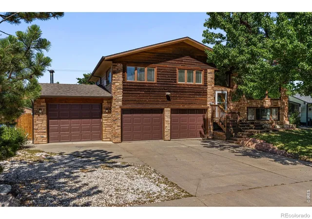 Photo 3 of Single family home for sale at 1465 Melissa Dr, Loveland, CO 80537 | MLS# IR1068536 | Listing updated on 2026-10-07