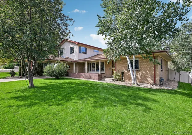 Photo 2 of Single family home for sale at 3895 Dudley St, Wheat Ridge, CO 80033 | MLS# 3778983 | Listing updated on 2026-10-08