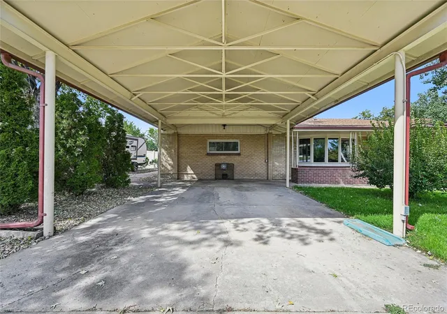 Photo 3 of Single family home for sale at 3895 Dudley St, Wheat Ridge, CO 80033 | MLS# 3778983 | Listing updated on 2026-10-08