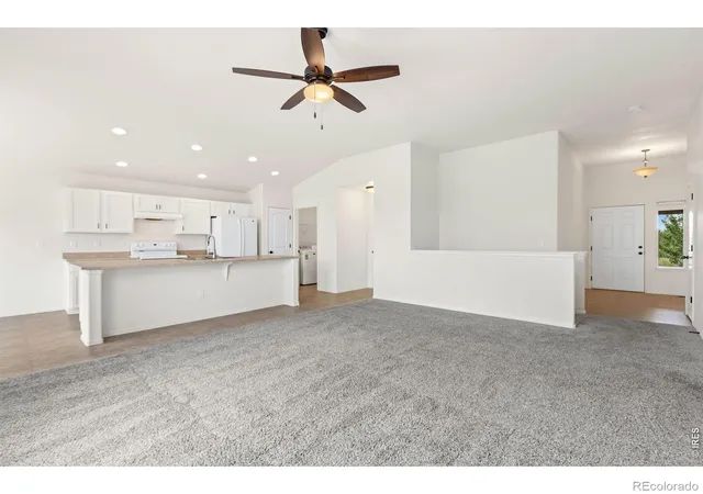 Photo 3 of Single family home for sale at 1723 Thrive Dr, Windsor, CO 80550 | MLS# IR1068558 | Listing updated on 2026-10-05
