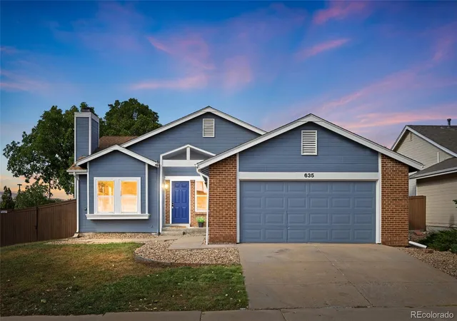 Single family home for sale at 635 Ridgeglen Way, Highlands Ranch, CO 80126 | MLS# 8043613