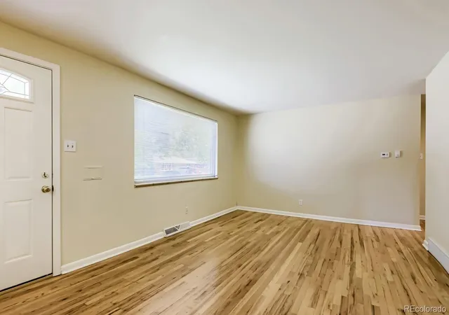 Photo 3 of Single family home for sale at 4030 S Inca St, Englewood, CO 80110 | MLS# 9659667 | Listing updated on 2026-09-19