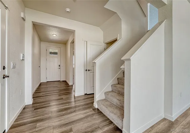 Photo 4 of Single family home for sale at 17964 Sky Pilot Ln, Parker, CO 80134 | MLS# 5159830 | Listing updated on 2026-10-28