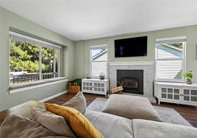 Photo 3 of Single family home for sale at 6815 Montarbor Dr, Colorado Springs, CO 80918 | MLS# 6415577 | Listing updated on 2026-10-02