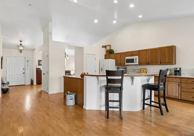 Photo 3 of Single family home for sale at 277 S Larkspur Dr, Castle Rock, CO 80104 | MLS# 6055048 | Listing updated on 2026-10-27