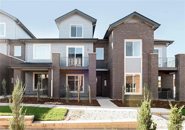 Townhouse for sale at 14883 E Belleview Dr, Aurora, CO 80015 | MLS# 6195143