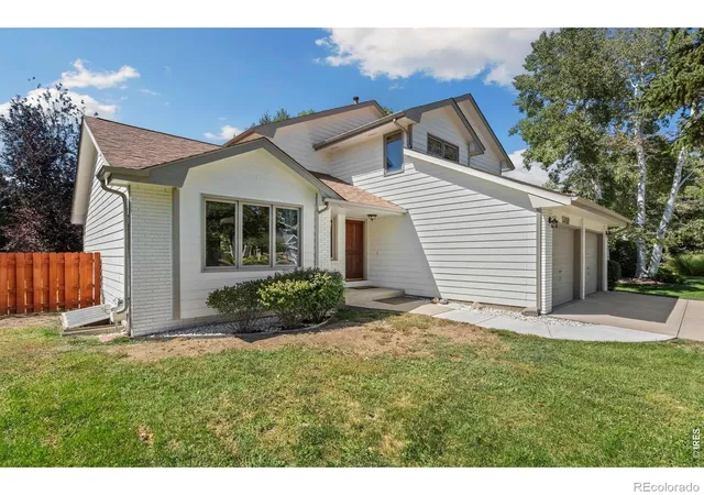 Photo 1 of Single family home for sale at 5207 Wheaton Dr, Fort Collins, CO 80525 | MLS# IR1068594 | Listing updated on 2026-09-15