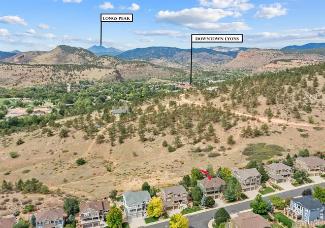 Photo 3 of Single family home for sale at 127 Eagle Valley Dr, Lyons, CO 80540 | MLS# IR1068595 | Listing updated on 2026-09-22