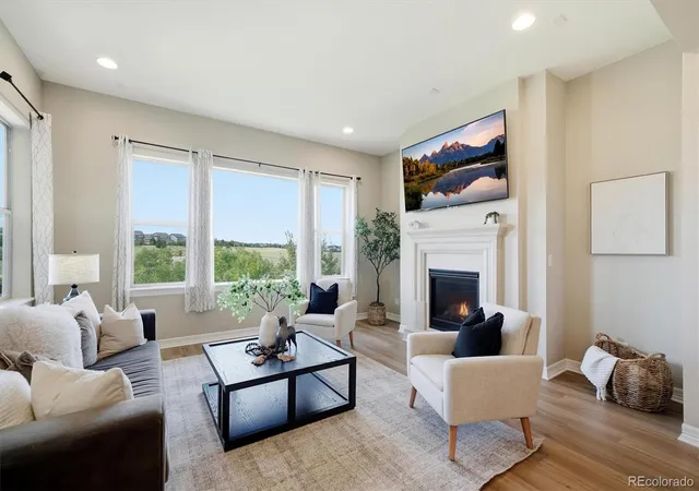 Photo 4 of Single family home for sale at 8641 S De Gaulle Ct, Aurora, CO 80016 | MLS# 9156295 | Listing updated on 2026-10-06