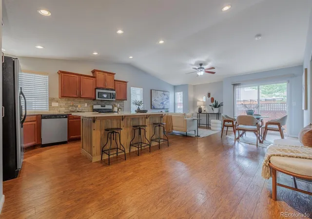 Photo 4 of Sale Pending at 1942 Morningview Ln, Castle Rock, CO 80109 | MLS# 3276286 | Listing updated on 2026-09-28
