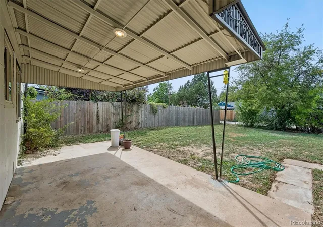 Photo 2 of Single family home for sale at 1917 Kingston St, Aurora, CO 80010 | MLS# 2250289 | Listing updated on 2026-10-06