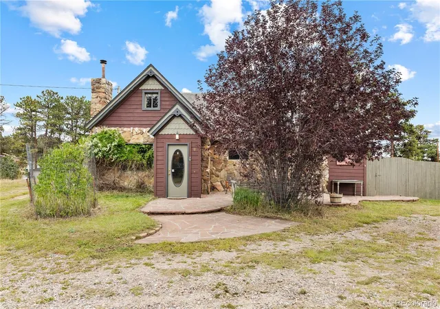 Photo 1 of Single family home for sale at 8 Aspen Ln, Bailey, CO 80421 | MLS# 5863920 | Listing updated on 2026-10-10