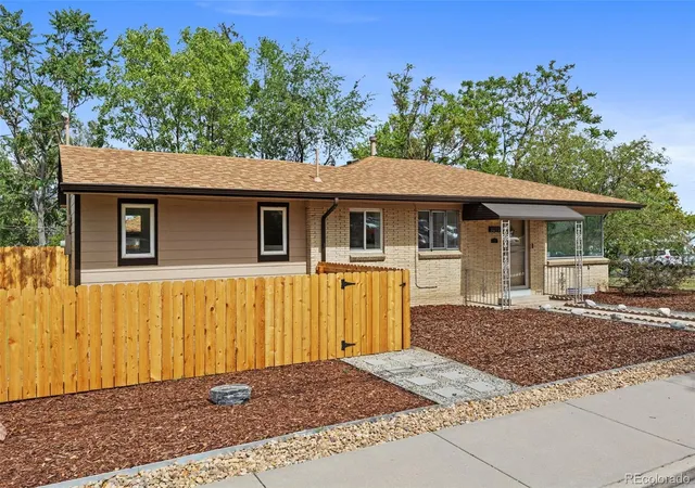 Photo 2 of Single family home for sale at 3101 W Cedar Ave, Denver, CO 80219 | MLS# 4645723 | Listing updated on 2026-09-17