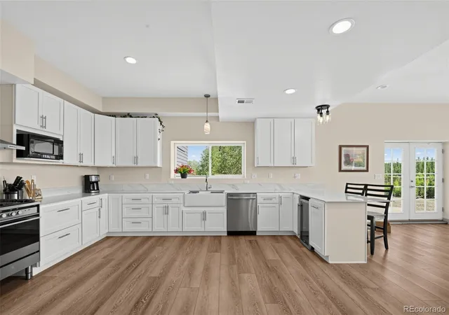 Photo 4 of Single family home for sale at 4814 Arrowhead Dr, Jefferson, CO 80456 | MLS# 8419123 | Listing updated on 2026-09-21