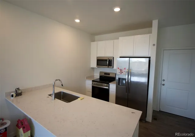 Photo 4 of Townhouse for sale at 2013 S Gold Bug Way, Aurora, CO 80018 | MLS# 3760488 | Listing updated on 2026-09-14