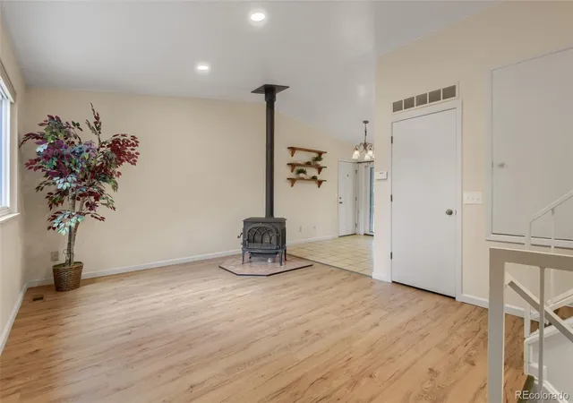 Photo 3 of Single family home for sale at 4851 S Quintero Cir, Aurora, CO 80015 | MLS# 8237469 | Listing updated on 2026-09-19