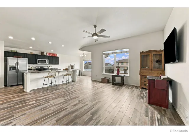 Photo 3 of Single family home for sale at 909 Ponderosa Dr, Severance, CO 80550 | MLS# IR1068622 | Listing updated on 2026-10-08