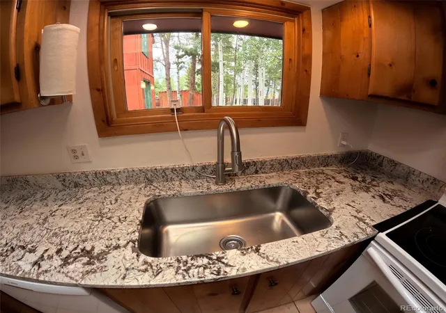 Photo 4 of Single family home for sale at 30 Debra Ann Rd, Golden, CO 80403 | MLS# 6275228 | Listing updated on 2026-09-21