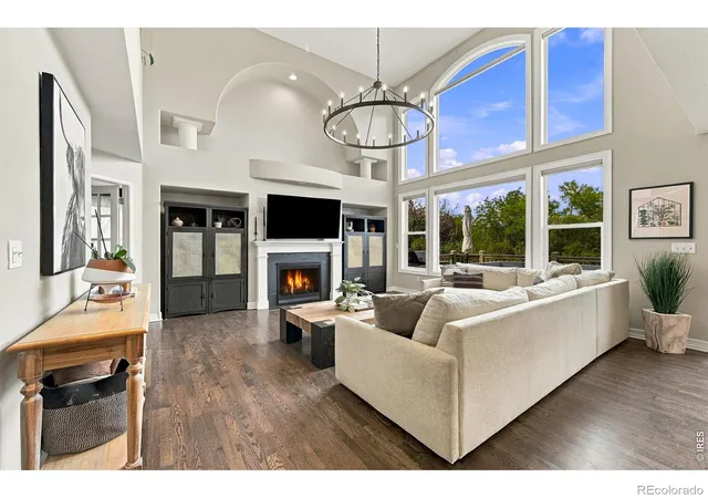 Photo 1 of Single family home for sale at 2317 Rimrock Cir, Lafayette, CO 80026 | MLS# IR1068632 | Listing updated on 2026-09-30