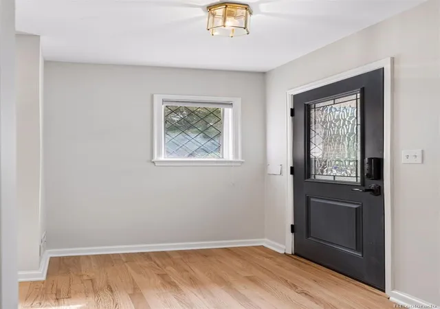 Photo 4 of Single family home for sale at 3445 S Bellaire St, Denver, CO 80222 | MLS# 9189190 | Listing updated on 2026-09-17