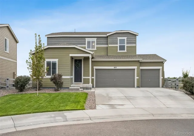 Photo 3 of Single family home for sale at 1853 Homestead Dr, Fort Lupton, CO 80621 | MLS# 7100434 | Listing updated on 2026-09-21