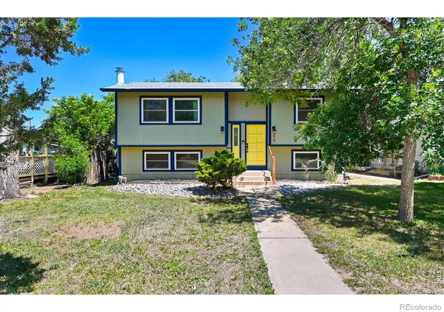 Photo 1 of Single family home for sale at 275 Pierce St, Erie, CO 80516 | MLS# IR1068634 | Listing updated on 2026-10-25