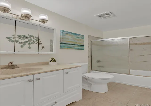 Photo 4 of Townhouse for sale at 821 S Youngfield Ct, Lakewood, CO 80228 | MLS# 9995787 | Listing updated on 2026-09-19
