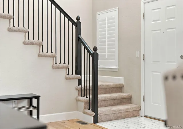 Photo 4 of Single family home for sale at 273 Warwick Pl, Castle Pines, CO 80108 | MLS# 2696922 | Listing updated on 2026-09-26
