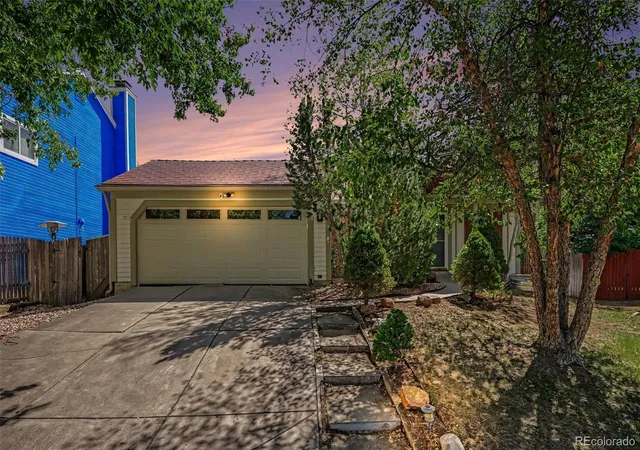 Photo 1 of Single family home for sale at 19732 E Bates Dr, Aurora, CO 80013 | MLS# 8345695 | Listing updated on 2026-10-02