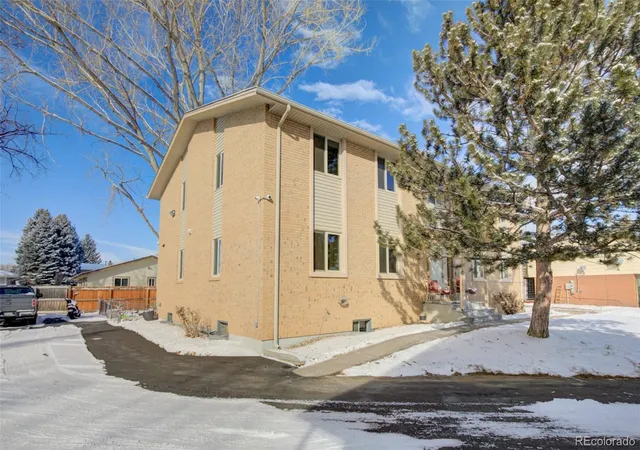 Photo 2 of Sale Pending at 1331 Merl Pl, Longmont, CO 80501 | MLS# 3338117 | Listing updated on 2026-09-30