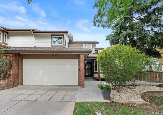 Townhouse for sale at 1511 Northcrest Dr, Highlands Ranch, CO 80126 | MLS# 6247626