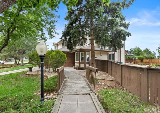 Photo 1 of Townhouse for sale at 1511 Northcrest Dr, Highlands Ranch, CO 80126 | MLS# 6247626 | Listing updated on 2026-09-27