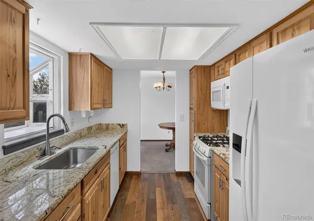 Photo 4 of Single family home for sale at 1079 S Joplin Way, Aurora, CO 80017 | MLS# 8947878 | Listing updated on 2026-09-17