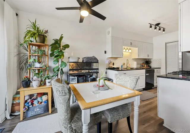 Listing Photo 5 - Condo for sale in building located at 505 Vance St, Lakewood, CO 80226 - Unit #B