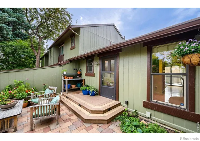 Photo 3 of Townhouse for sale at 4176 Greenbriar Blvd, Boulder, CO 80305 | MLS# IR1068653 | Listing updated on 2026-10-04