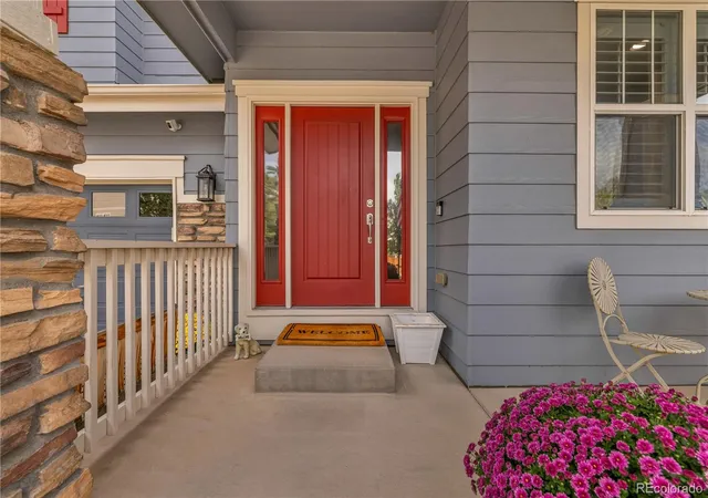 Photo 4 of Single family home for sale at 3285 Springbriar Dr, Castle Rock, CO 80109 | MLS# 1506821 | Listing updated on 2026-09-17