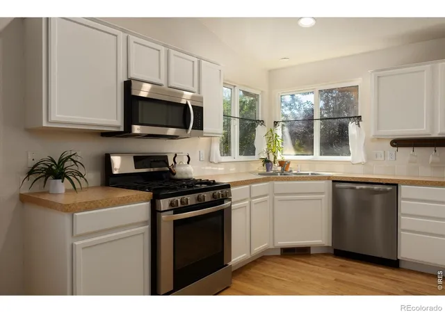 Photo 4 of Single family home for sale at 905 Scotch Pine Dr, Severance, CO 80550 | MLS# IR1068657 | Listing updated on 2026-10-20