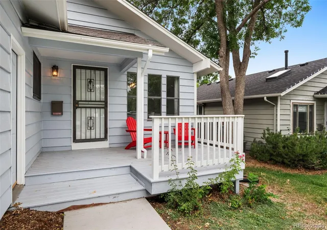 Photo 1 of Single family home for sale at 1321 S Dahlia St, Denver, CO 80222 | MLS# 2687160 | Listing updated on 2026-09-28