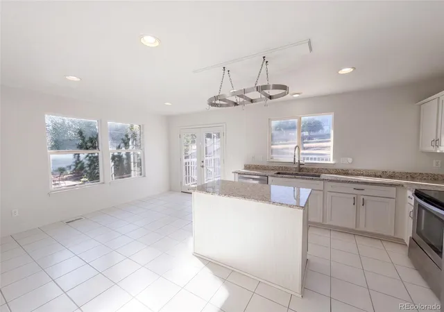 Photo 2 of Single family home for sale at 10009 Strathfield Ln, Highlands Ranch, CO 80126 | MLS# 3381357 | Listing updated on 2026-10-12