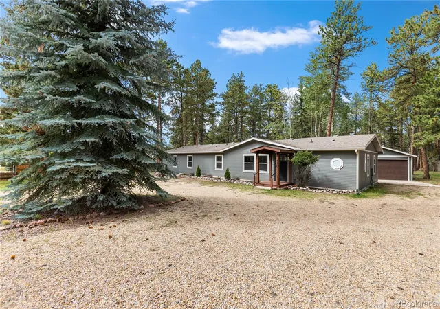Photo 2 of Single family home for sale at 450 County Rd, Woodland Park, CO 80863 | MLS# 5092657 | Listing updated on 2026-10-29