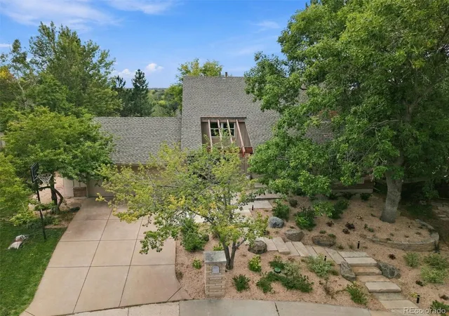 Photo 2 of Single family home for sale at 7371 S Madison Cir, Centennial, CO 80122 | MLS# 6364248 | Listing updated on 2026-10-05