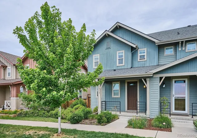 Photo 3 of Townhouse for sale at 5167 Clinton St, Denver, CO 80238 | MLS# 3723942 | Listing updated on 2026-09-14