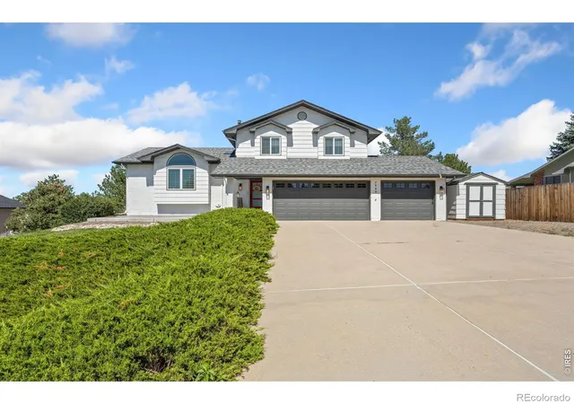 Photo 1 of Single family home for sale at 2009 Crestridge Dr, Loveland, CO 80537 | MLS# IR1068672 | Listing updated on 2026-10-06