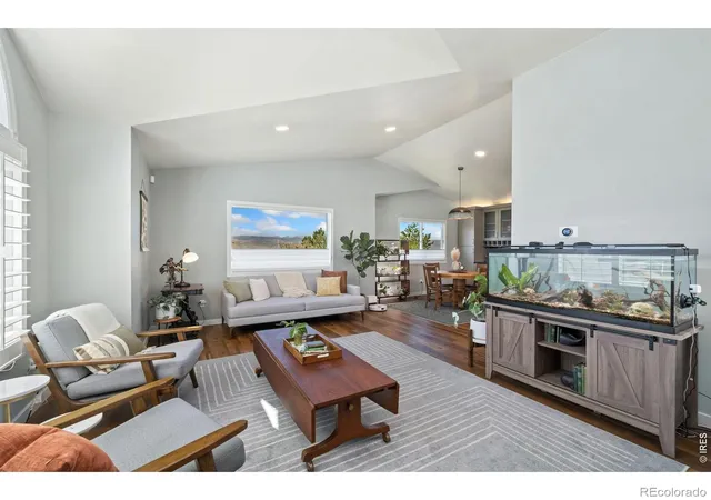 Photo 2 of Single family home for sale at 2009 Crestridge Dr, Loveland, CO 80537 | MLS# IR1068672 | Listing updated on 2026-10-06