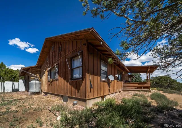 Photo 4 of Single family home for sale at 971 Navajo Rd, Walsenburg, CO 81089 | MLS# 8400925 | Listing updated on 2026-09-23