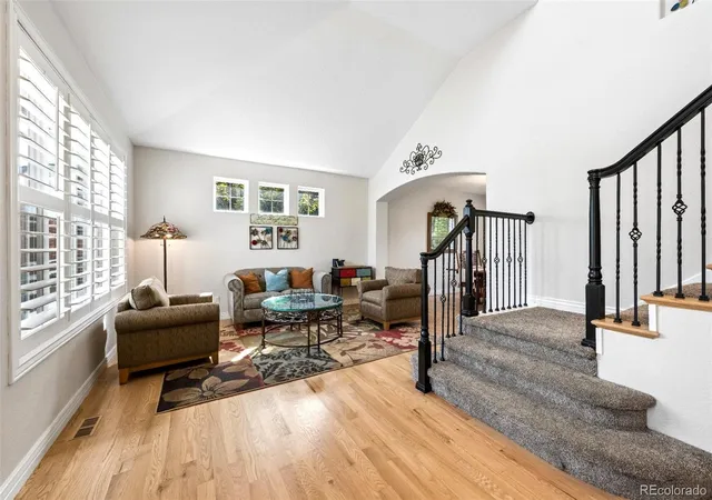 Photo 4 of Single family home for sale at 10392 Dunsford Dr, Lone Tree, CO 80124 | MLS# 4939462 | Listing updated on 2026-09-20